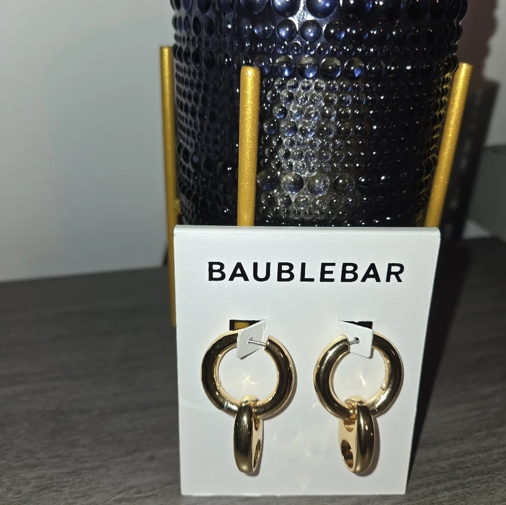 BaubleBar Gold Modern Hoop Earrings with Pearl Accent - Picture 2 of 2